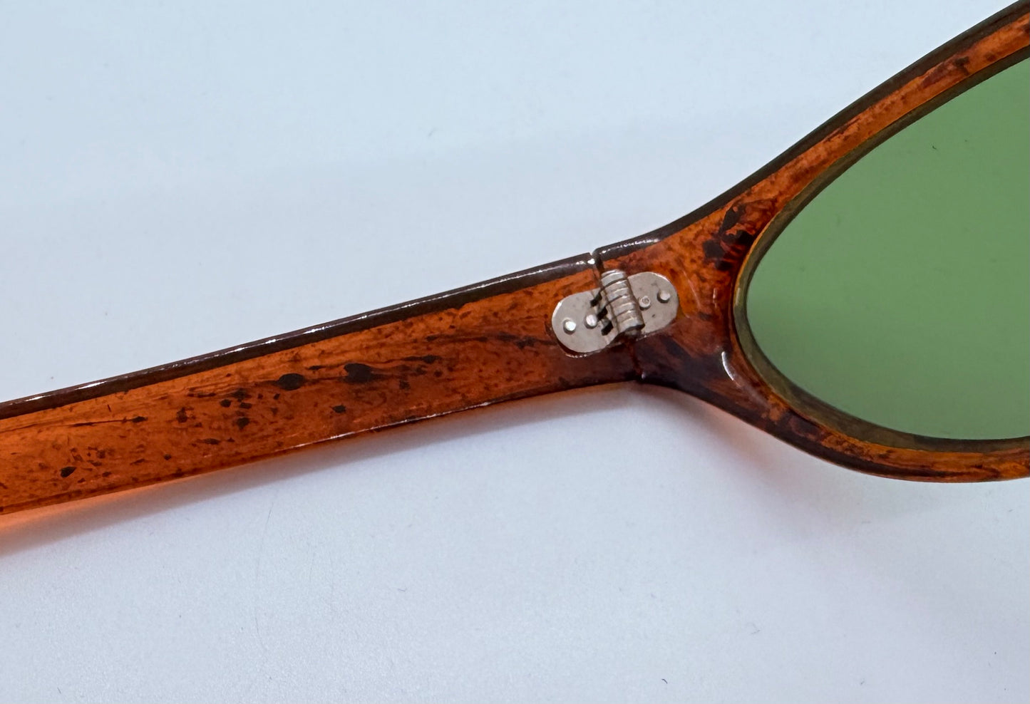 COOL-RAY Polaroid 125 Vintage Sunglasses w/New, Custom Bottle Green Lenses