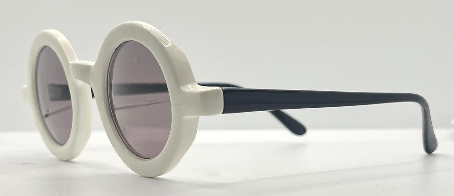 A.J. Morgan White Round Sunglasses Made in Italy – Pre-Owned, Iconic Mod Look