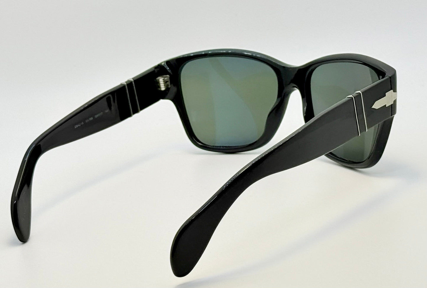 Persol 2942-S 95/58 Polarized Sunglasses – Glass Lenses - Handmade in Italy – Discontinued Model