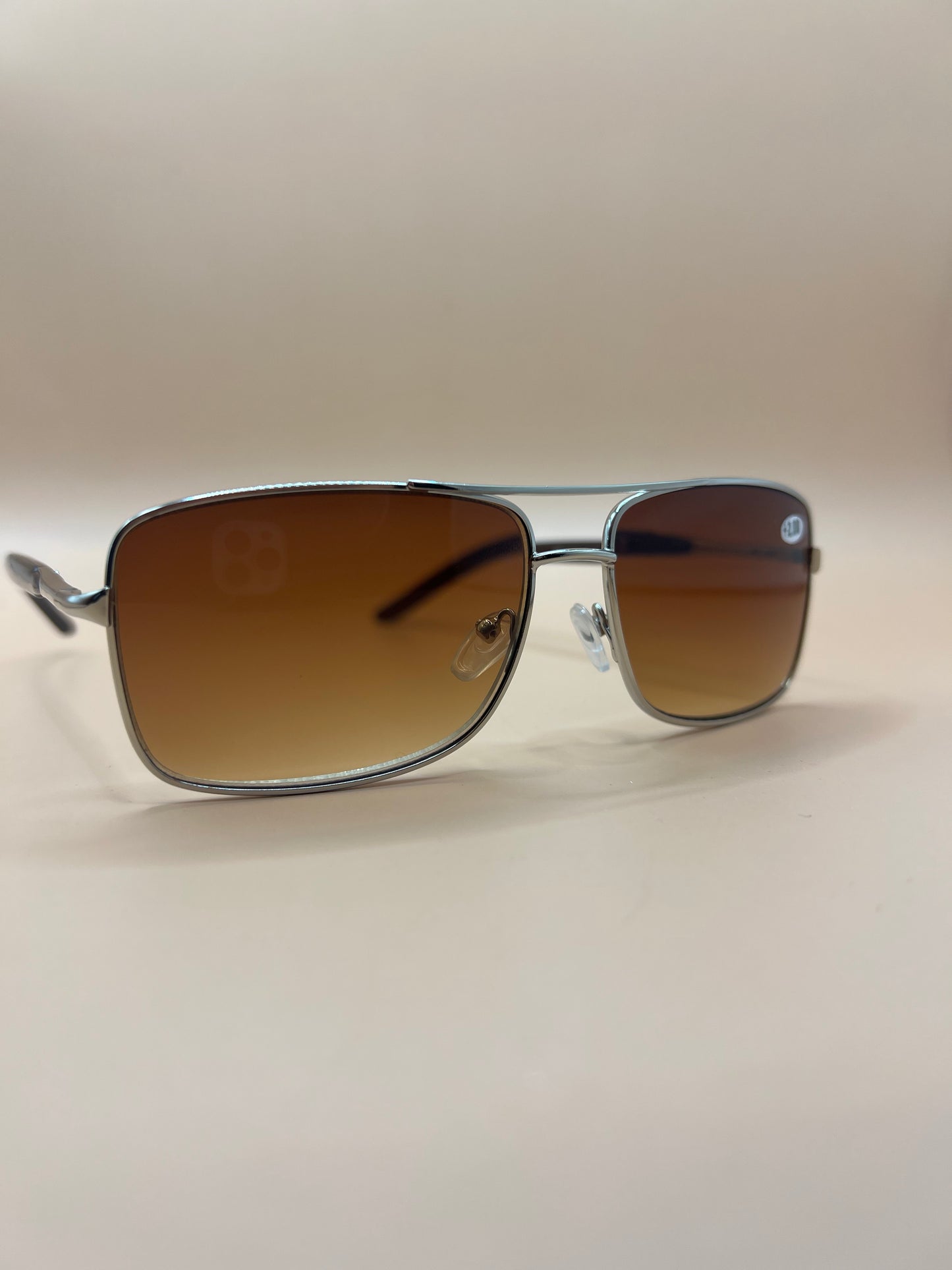 Gold Frames Retro Men Pilot 60mm OS Square Reader Reading Sunglasses. Featuring spring hinges and gradient purple lenses