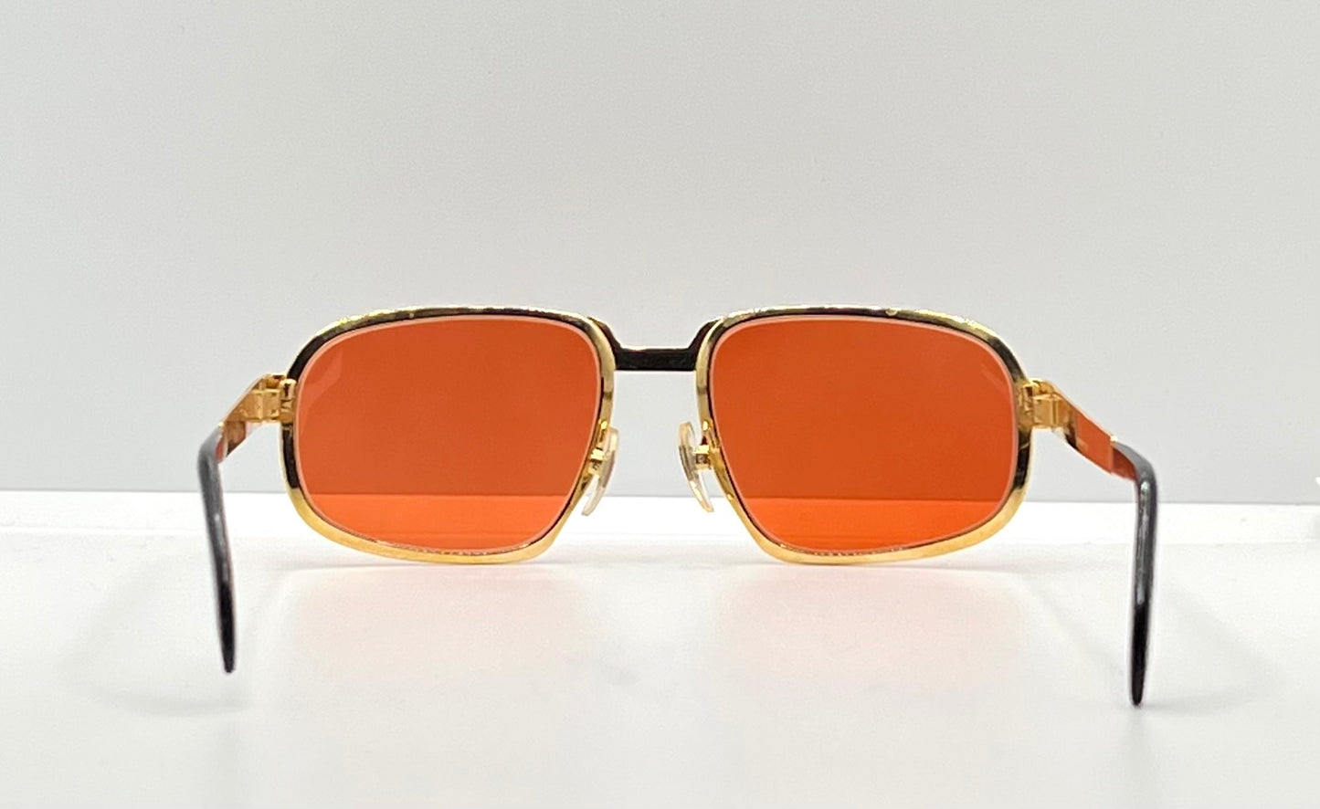 SWAN Medici 50420 Vintage Sunglasses-Gold Textured Frame w/New, Custom “Tuscan Flame” Lenses-Deadstock-Italy