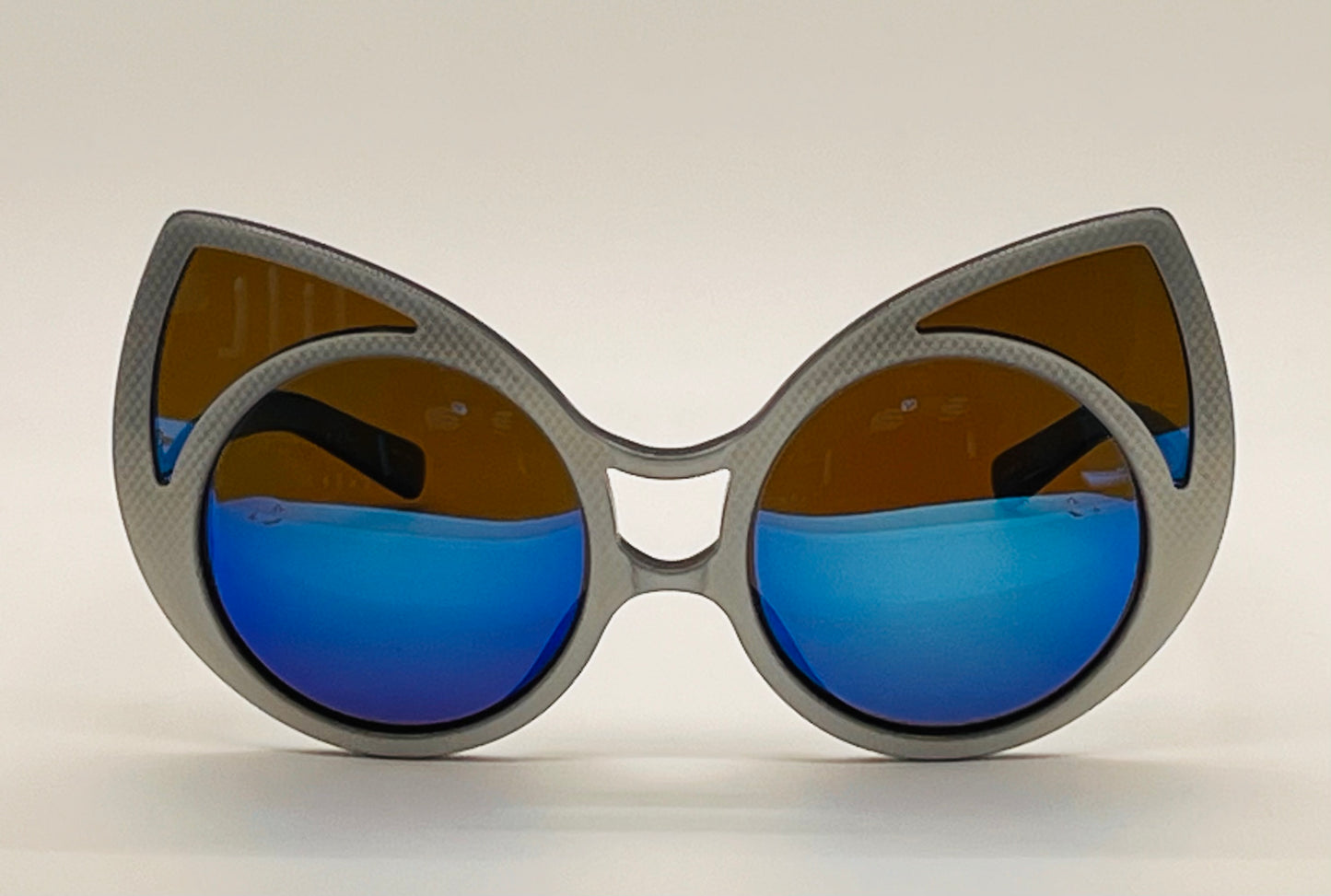 NOS Linda Farrow Gallery KR/1/4 Sunglasses – Designed by Khaleda Rajab + Fahad Almarzouq