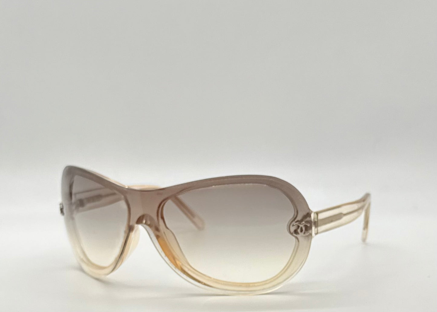 Chanel 5066 c.866/8G Sunglasses – Vintage Y2K Shield Wrap Gradient Brown Italy