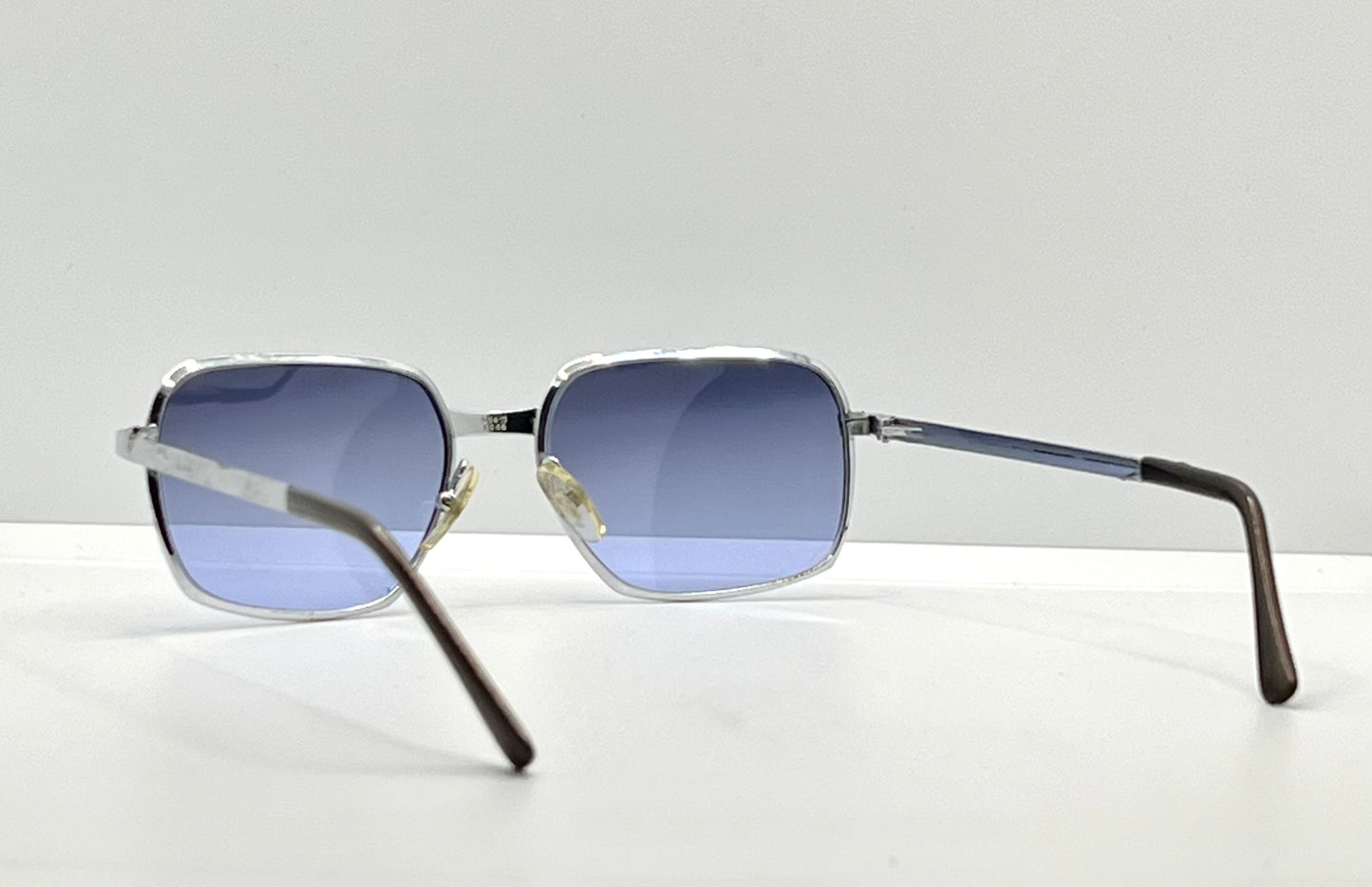 FAIRFIELD F088 Vintage Sunglasses w/New, Custom Gradient Twilight Blue Lenses-Deadstock-France
