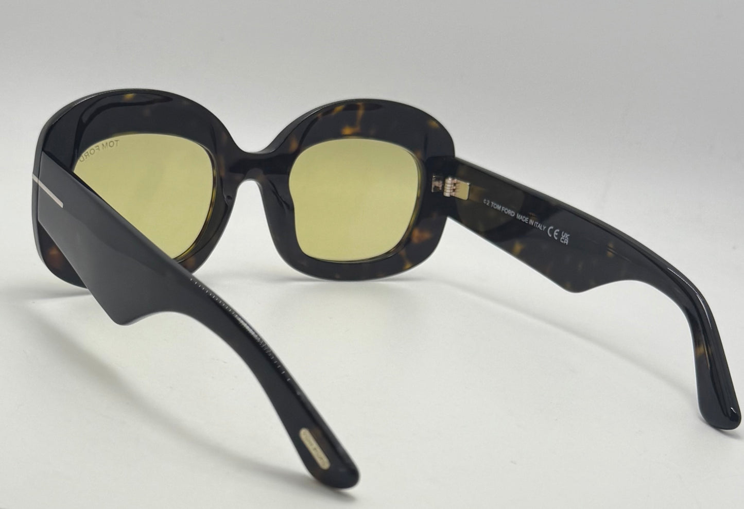 TOM FORD TF1219 CARMEN-02 52E Sunglasses – Yellow Lenses – Full Kit – Brand New