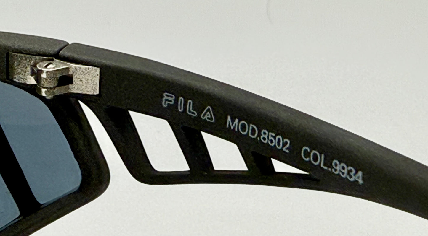 Fila Mod.8862 Col.9714 Y2K Vintage Deadstock Carbon Fiber Wrap Sunglasses Italy