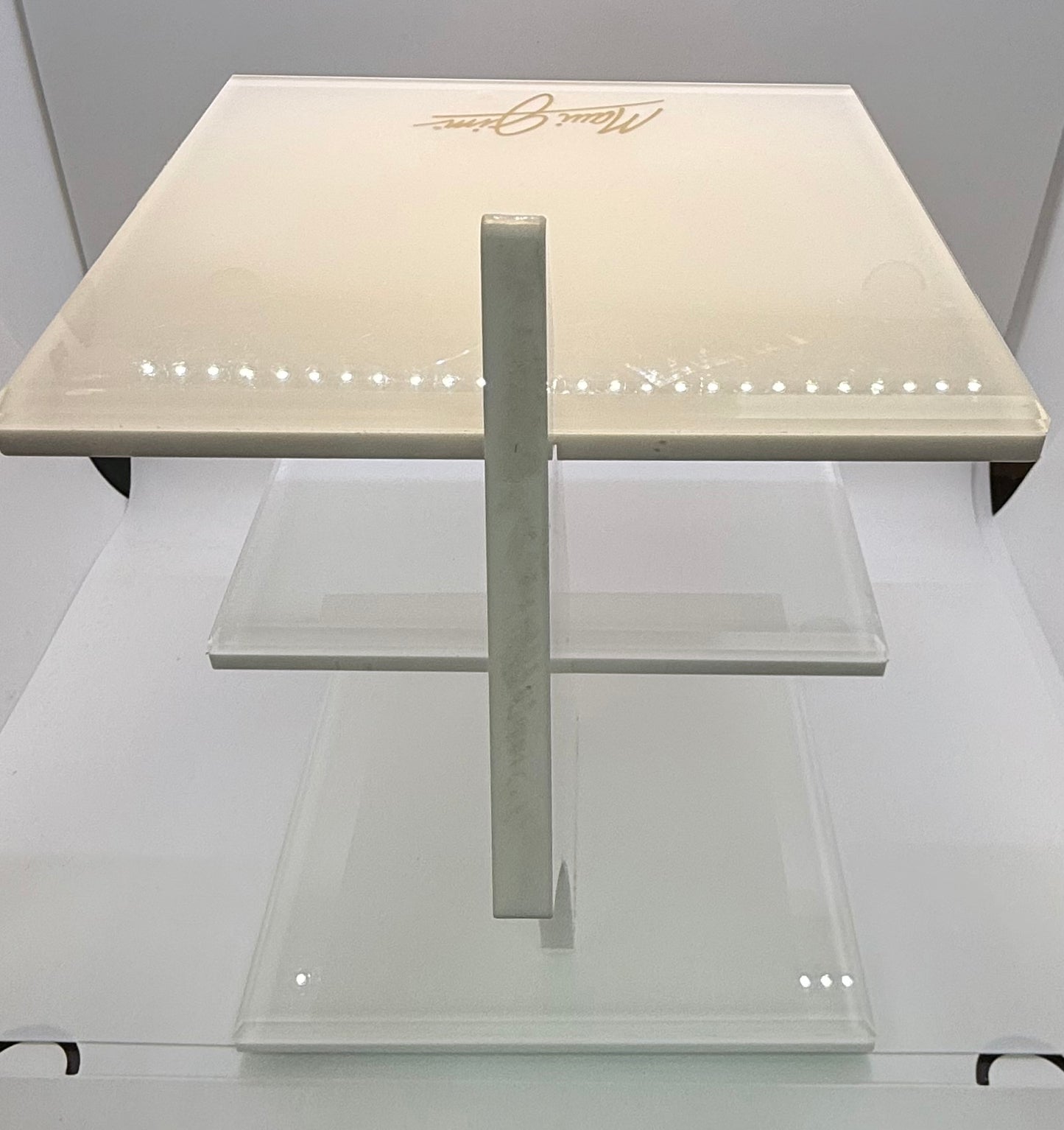 Pre-Owned Maui Jim 3-Tier Acrylic Retail Display with Gold Signage