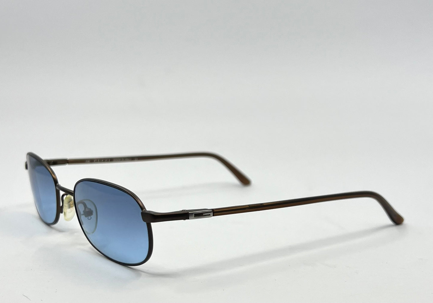 GUCCI GG 1645 4XG Vintage Sunglasses w/New Blue Gradient Custom Tinted Lenses-UNWORN