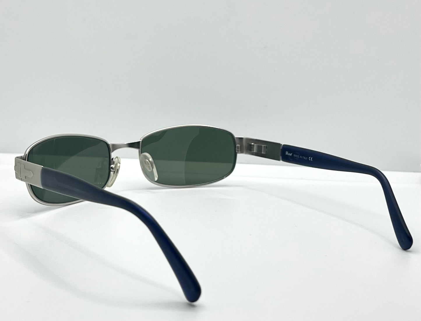 PERSOL 2101-S 57 19 523/31 135-Vintage Sunglasses with green lenses-DEADSTOCK - FULL KIT