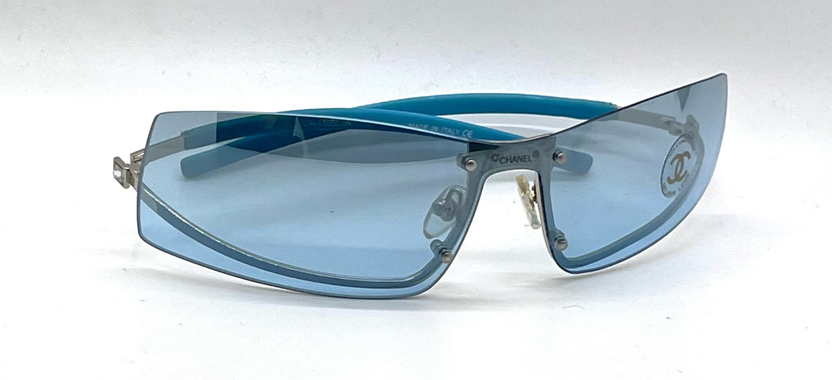 Chanel 4066-B Vintage Y2K Blue Shield Sunglasses Unworn Original Made in Italy