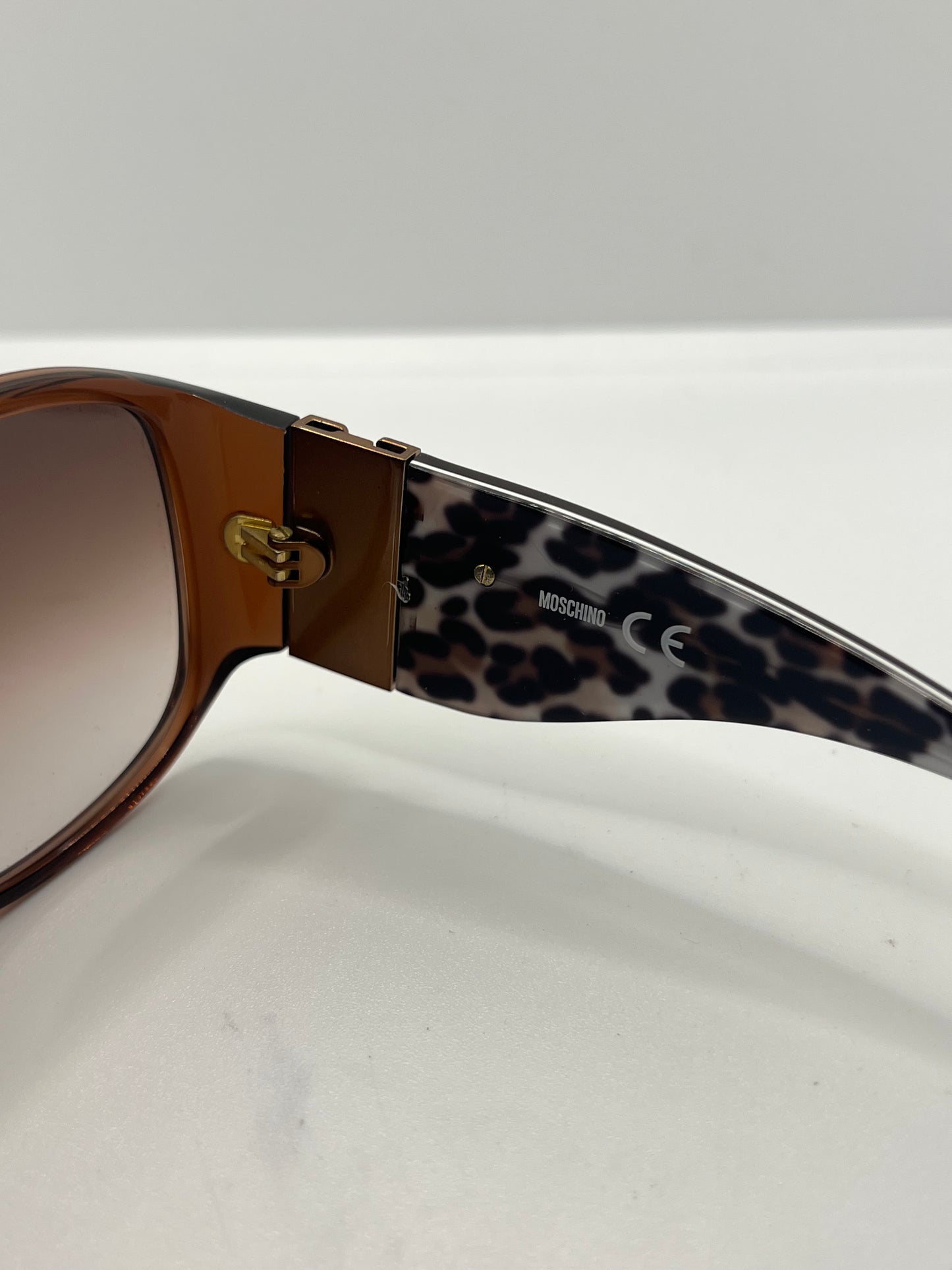 Moschino MO587 02 Y2K Vintage Wrap Sunglasses-Studded Leopard-59mm– Deadstock/Unworn-Full Kit