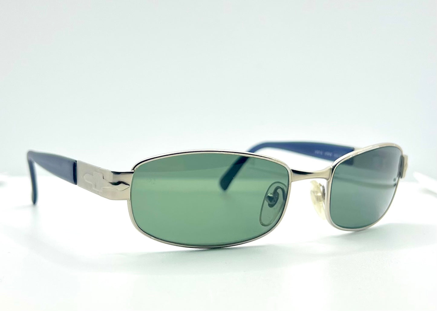 PERSOL 2101-S 57 19 523/31 135-Vintage Sunglasses with green lenses-DEADSTOCK - FULL KIT