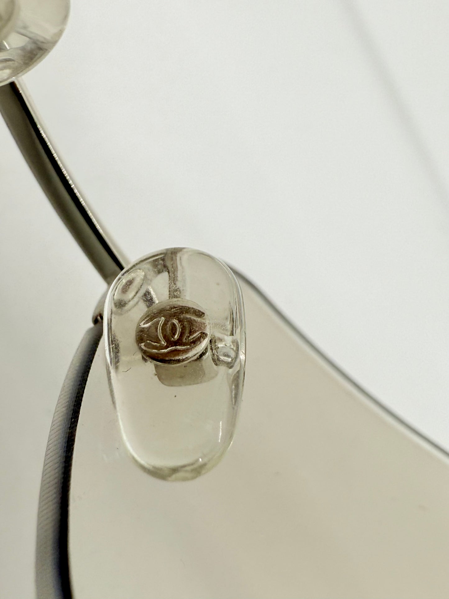 CHANEL 4017-D Silver Rimless Sunglasses Swarovski CC Logo Deadstock