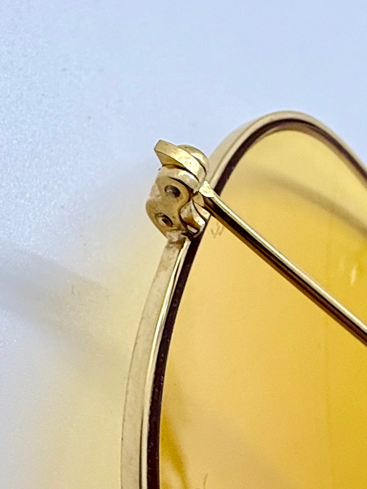 B&L Ray-Ban Shooter Arista Gold 62-8 Ambermatic USA Vintage Sunglasses Case