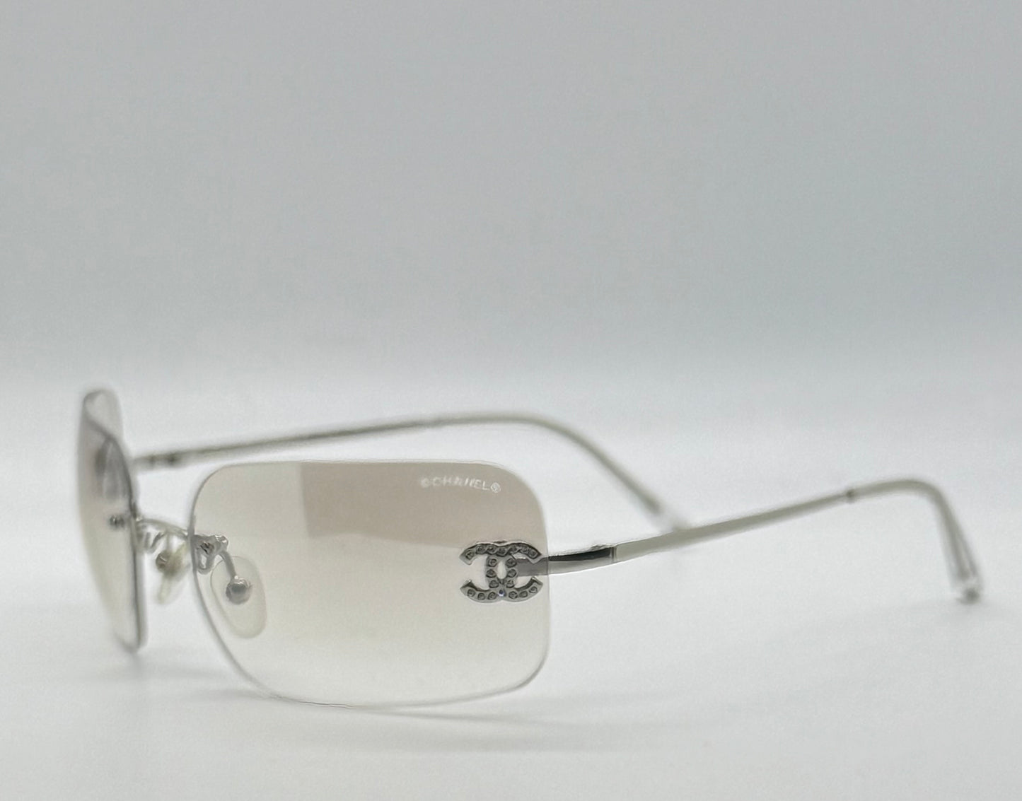 CHANEL 4017-D Silver Rimless Sunglasses Swarovski CC Logo Deadstock