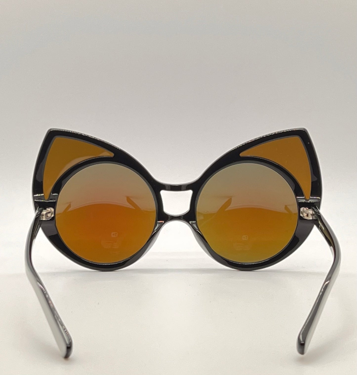 NOS Linda Farrow Gallery KR/1/4 Sunglasses – Designed by Khaleda Rajab + Fahad Almarzouq