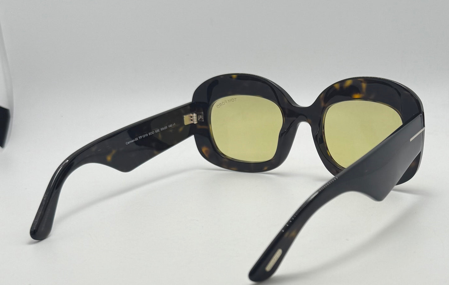TOM FORD TF1219 CARMEN-02 52E Sunglasses – Yellow Lenses – Full Kit – Brand New