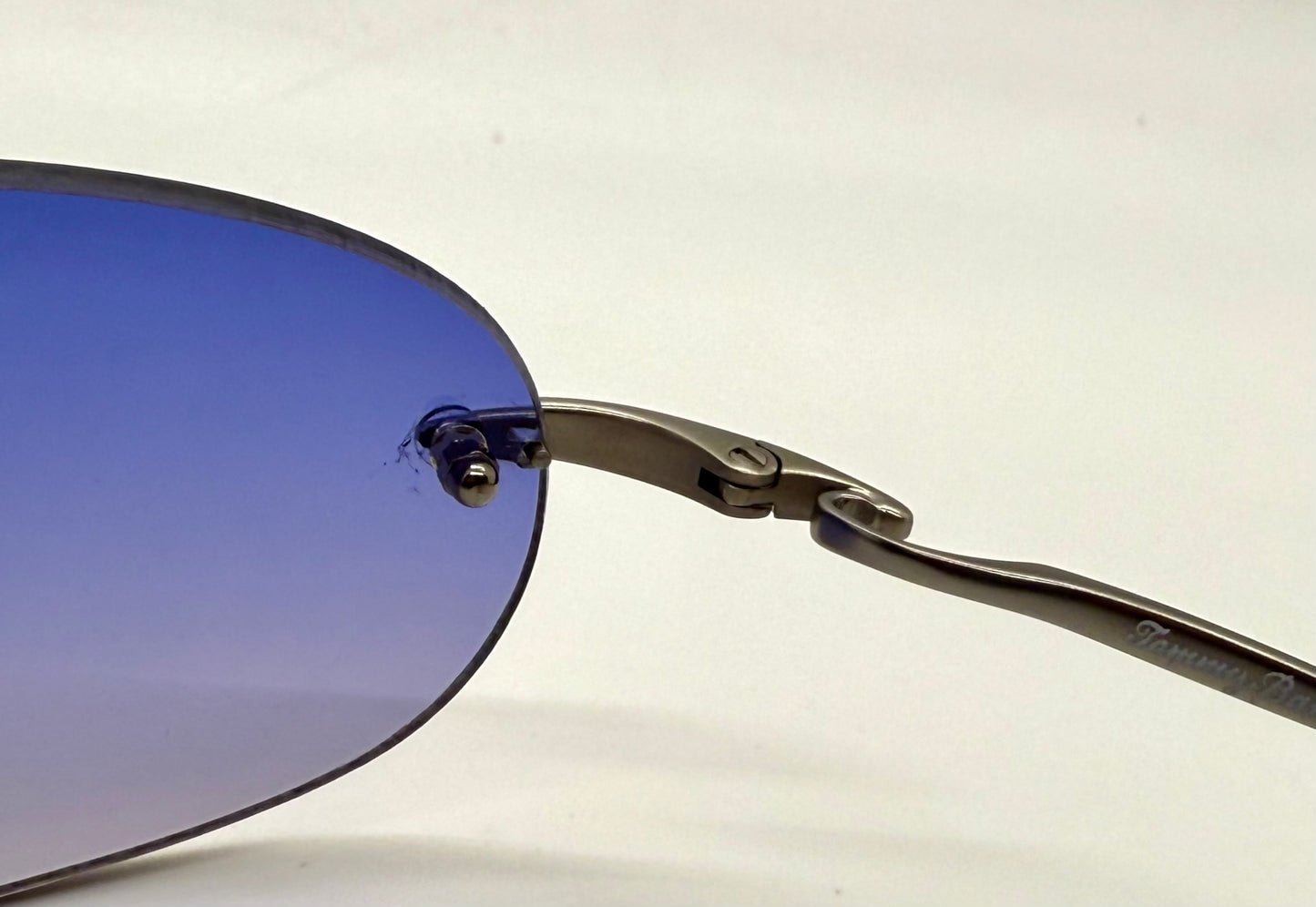 Tommy Bahama TB7/SA Sunglasses Rimless Shield Matte Silver Purple Y2K Deadstock