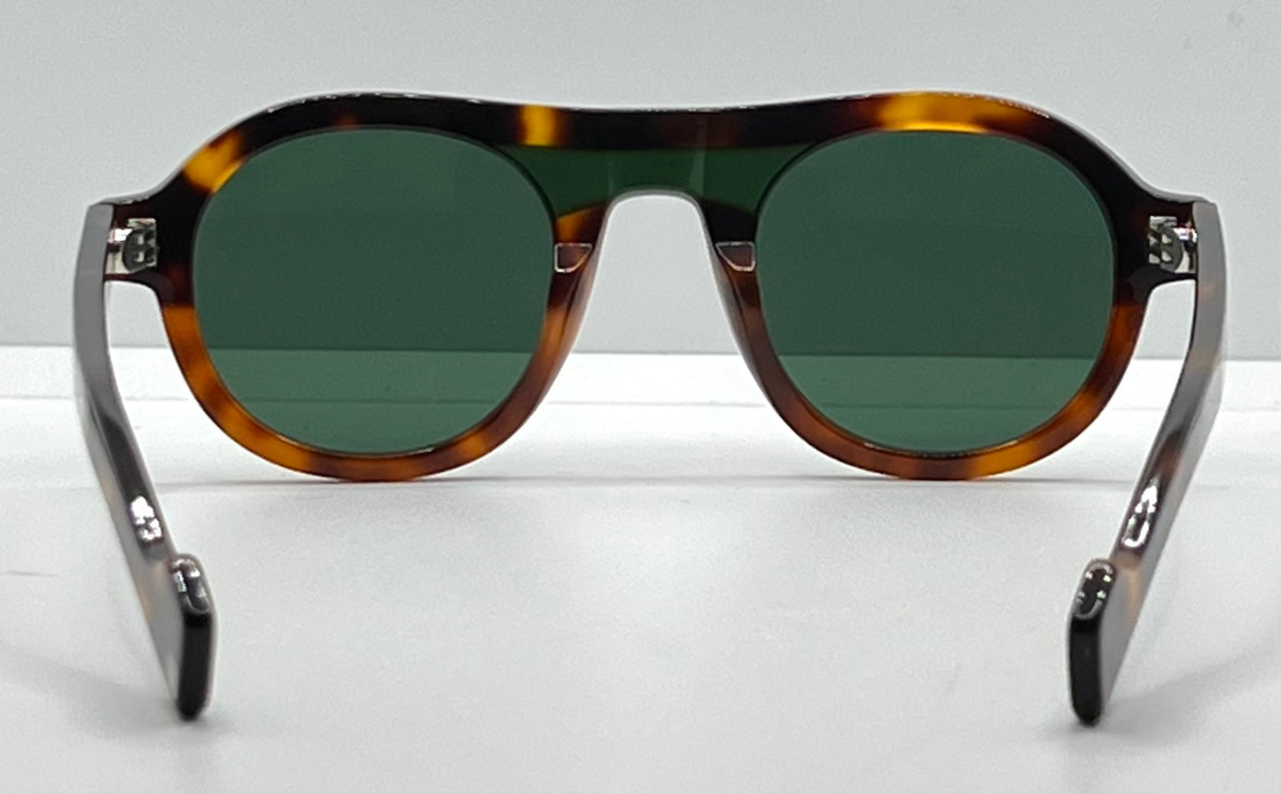 Entourage of 7 Decker 48-26-145 Tortoise Sunglasses – Brand New/Unworn – Full Kit