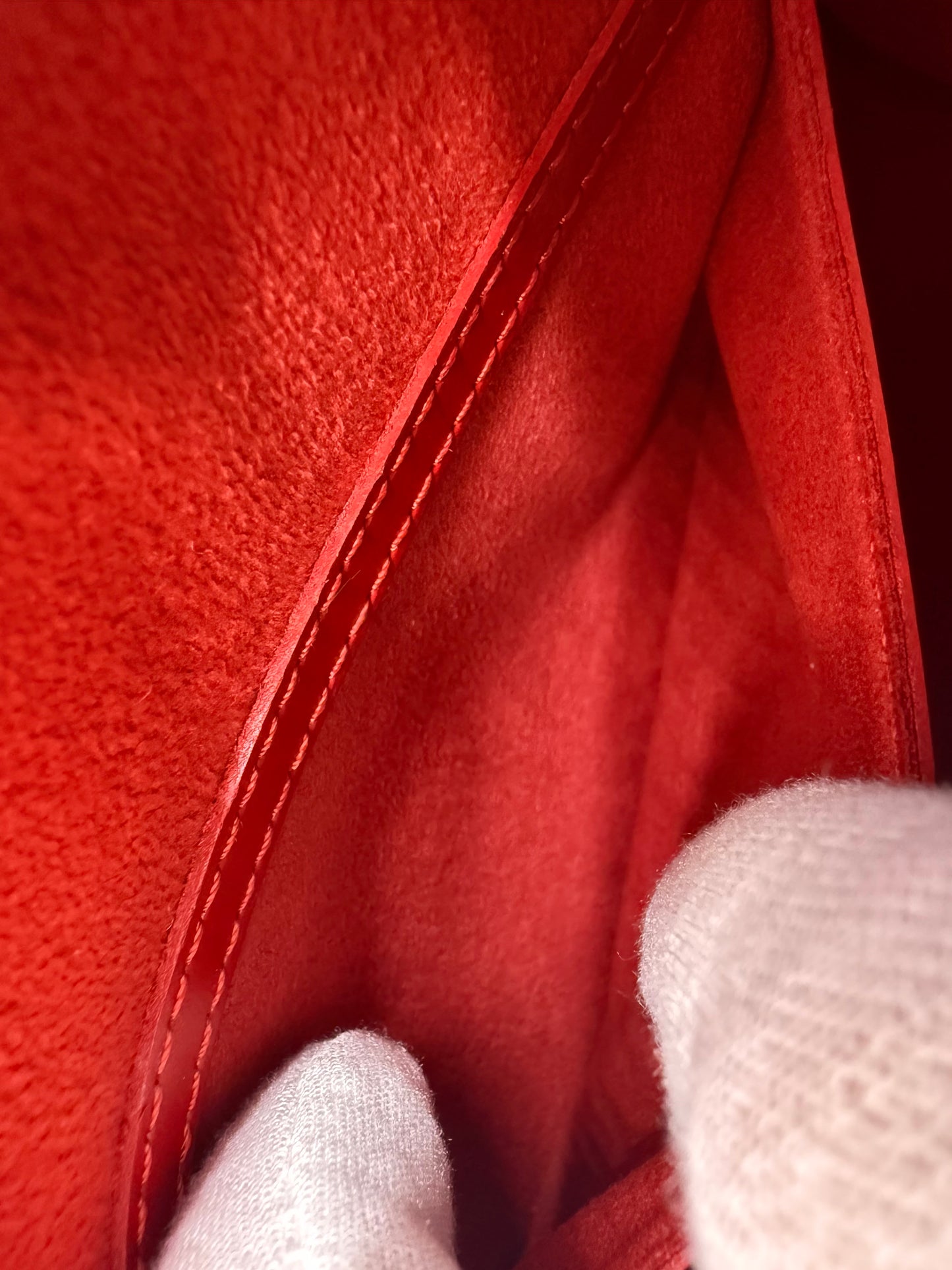 Louis Vuitton Red Epi Leather Barrel Handbag Papillon Made in France Authentic