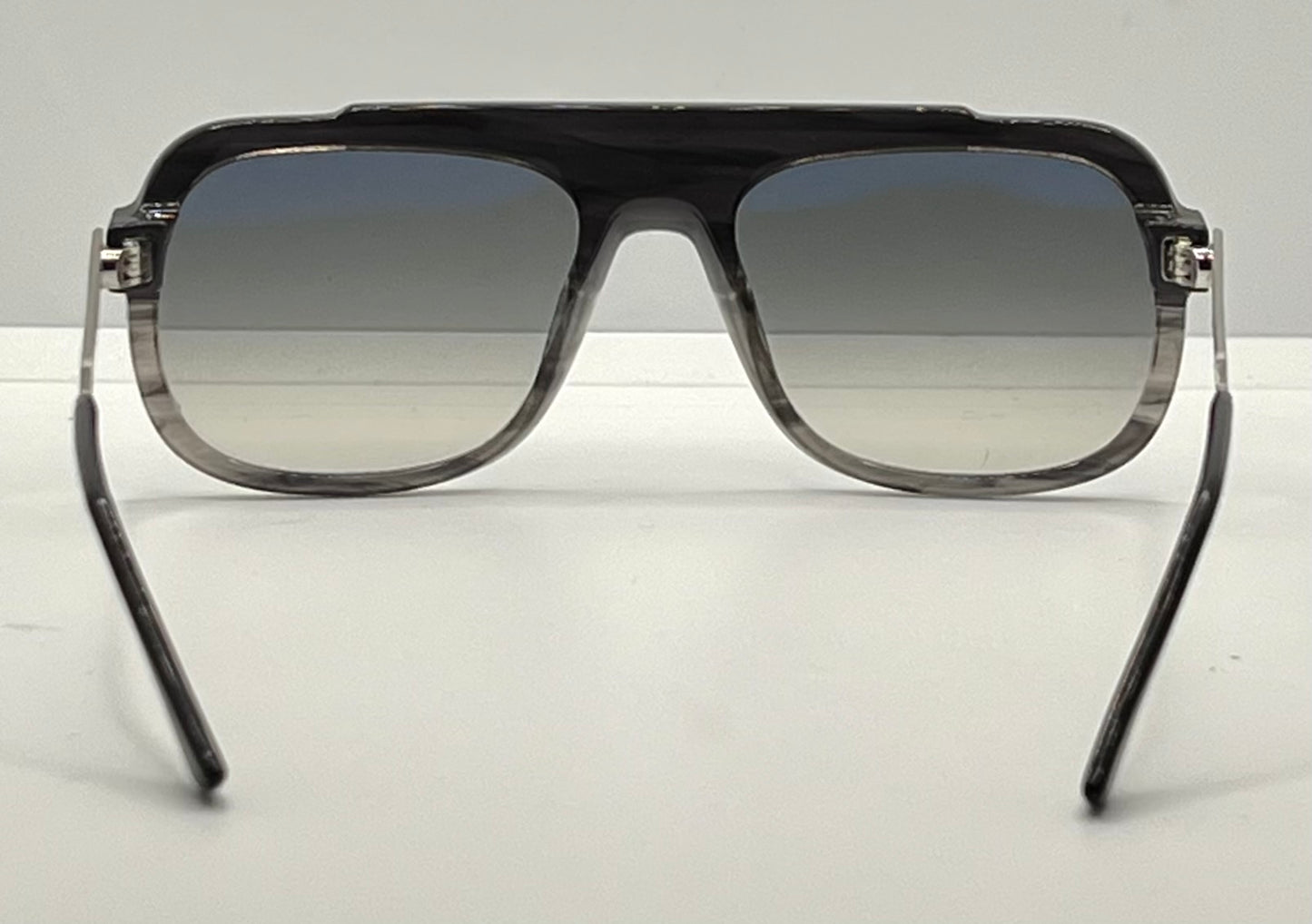 Thierry Lasry Bowery 1001 Black Grey Gradient Sunglasses 55-20-140 – Full Kit