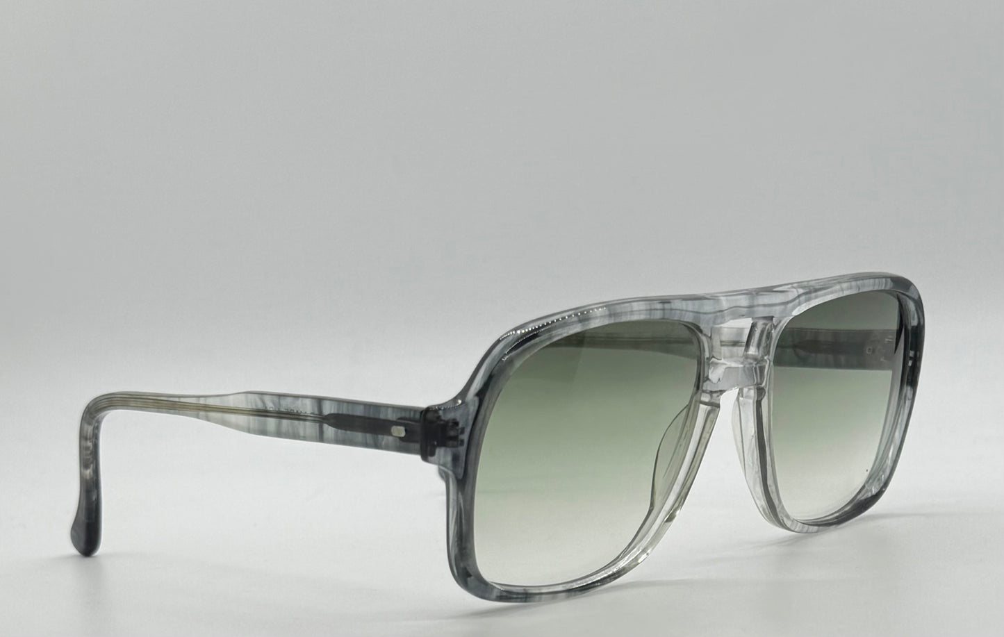 SRO 140 Handmade USA Vintage Sunglasses w/ New, Custom Gradient Aquamarine Lenses