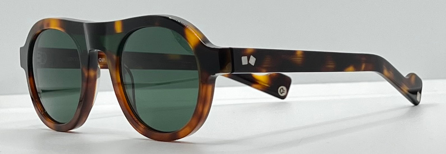 Entourage of 7 Decker 48-26-145 Tortoise Sunglasses – Brand New/Unworn – Full Kit