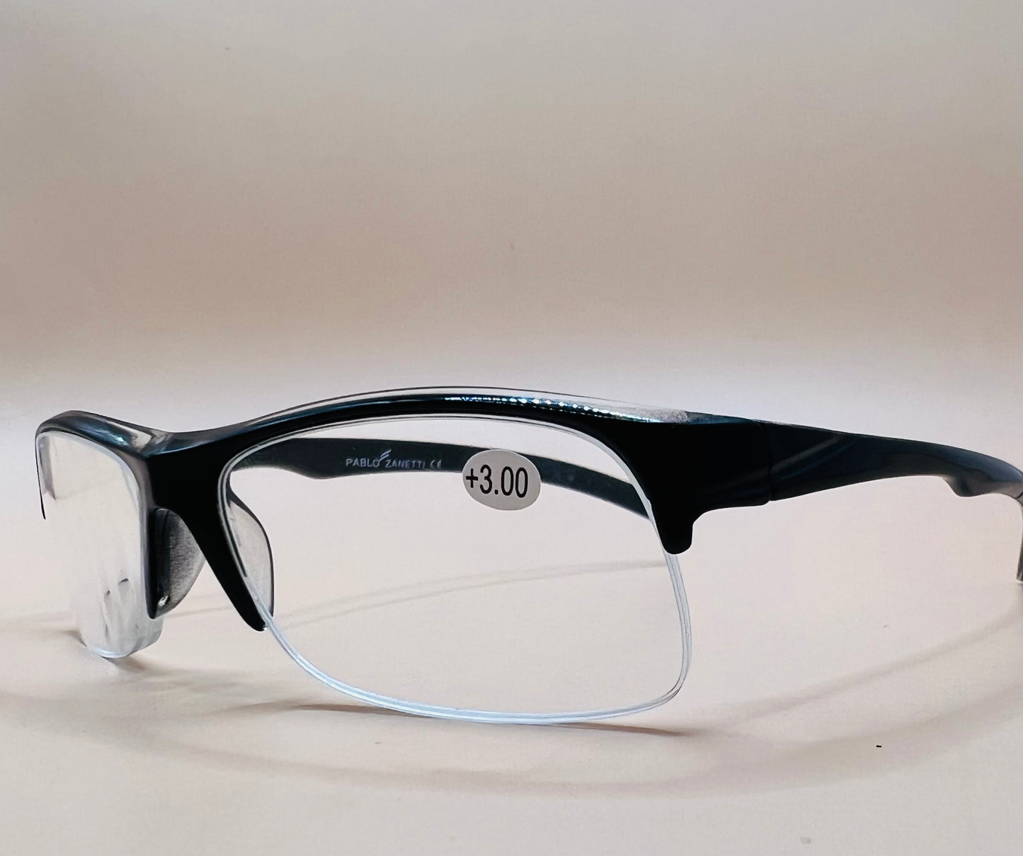 Pablo Zanetti - Top Heavy Narrow Readers. Various magnification - Model# RS1208