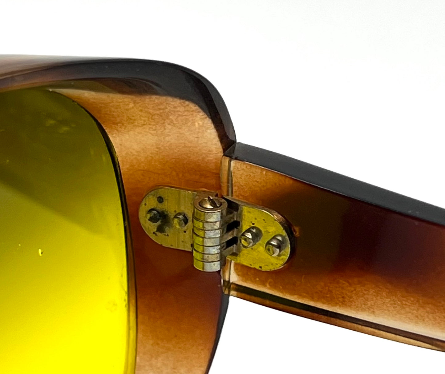1970s Oversized Aviator Sunglasses Mineral Crystal Grey/Yellow Gradient Mirror Lenses