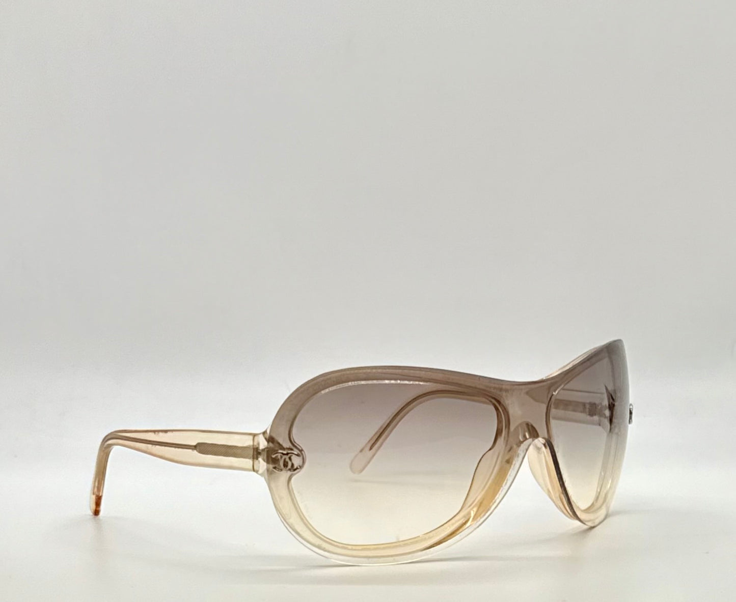 Chanel 5066 c.866/8G Sunglasses – Vintage Y2K Shield Wrap Gradient Brown Italy