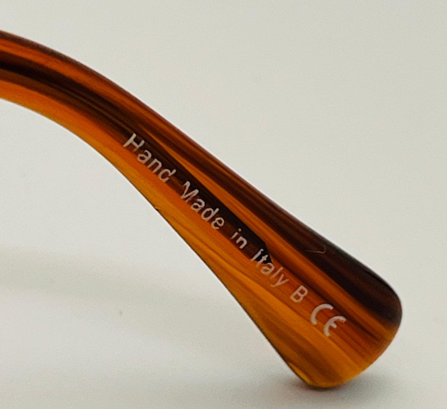 Rare Oliver Peoples Gregory Peck OV5186 Polarized Sunglasses with Honey Amber Two-Tone Frame