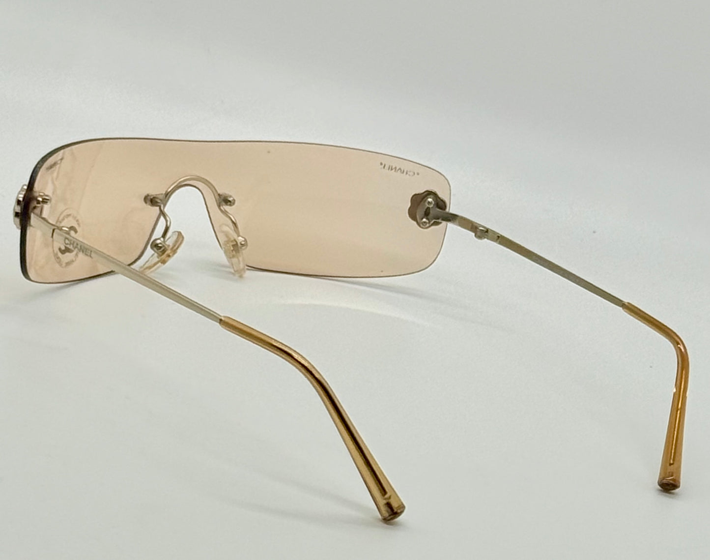 CHANEL 4086 C.124/60 Silver Shield Rimless Sunglasses – Vintage Deadstock – Made in Italy