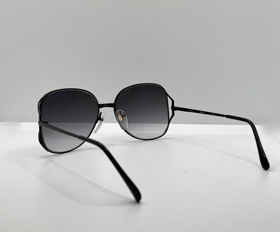 Nikon NK4608 Vintage Sunglasses – Made in Japan – Gradient Lenses – Deadstock