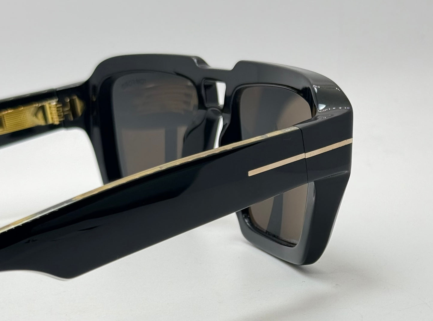 Tom Ford TF1202 01A ICON Sunglasses-Zeiss Lenses – Full Kit-56mm-New/Unworn
