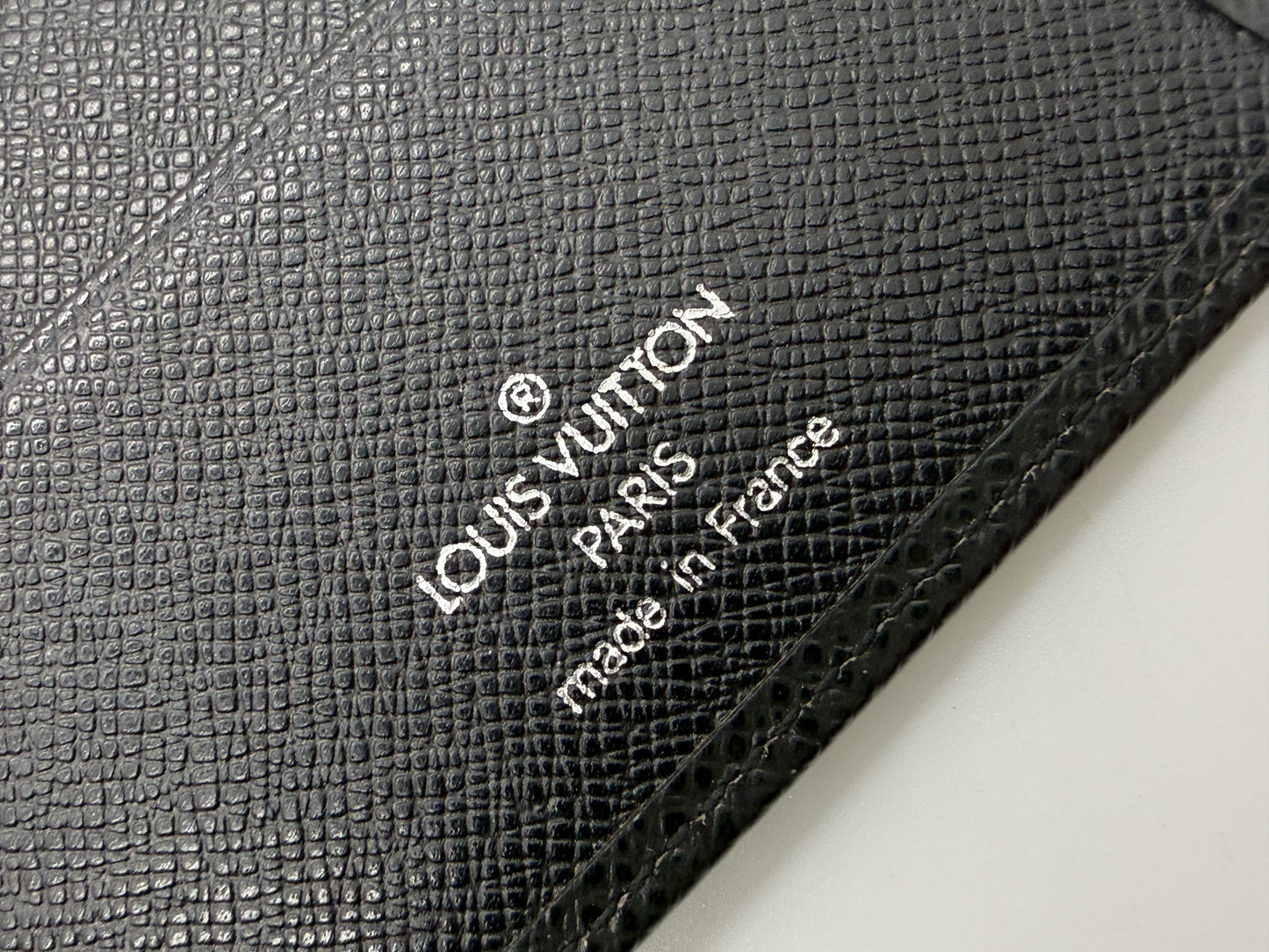 Louis Vuitton Taiga Leather Long Wallet-Black-Made in France-Unused-Archive