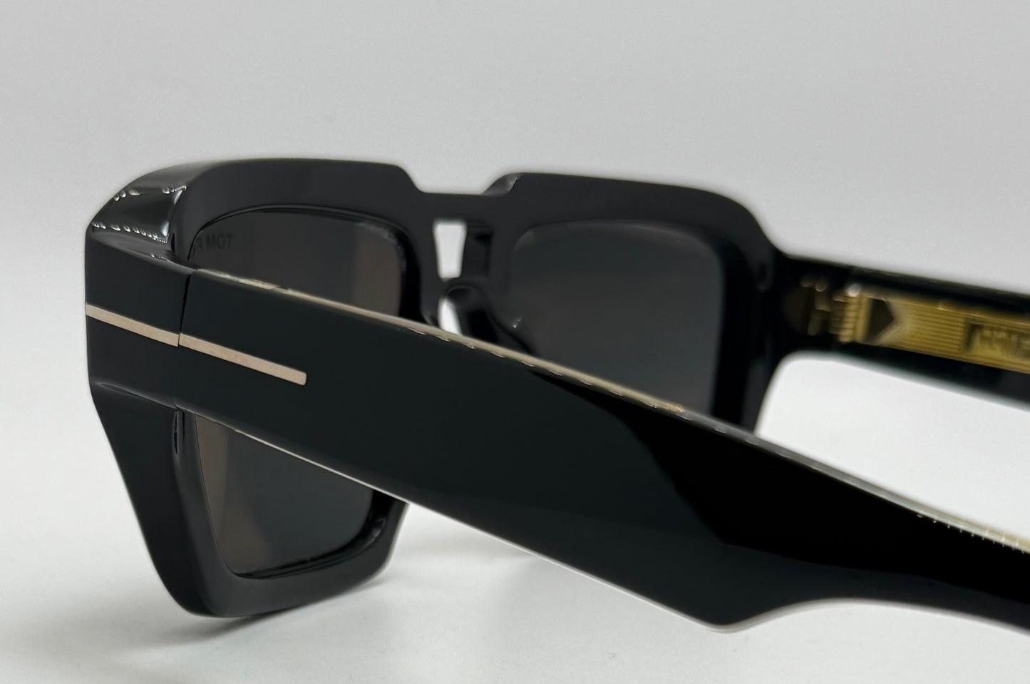 Tom Ford TF1202 01A ICON Sunglasses-Zeiss Lenses – Full Kit-56mm-New/Unworn