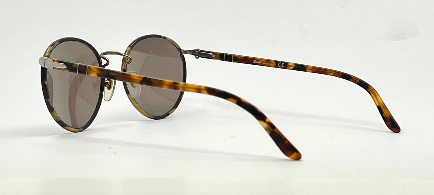 Persol 2422-S-J 1065/04 Brass & Tortoise Round Vintage Sunglasses – Made in Italy