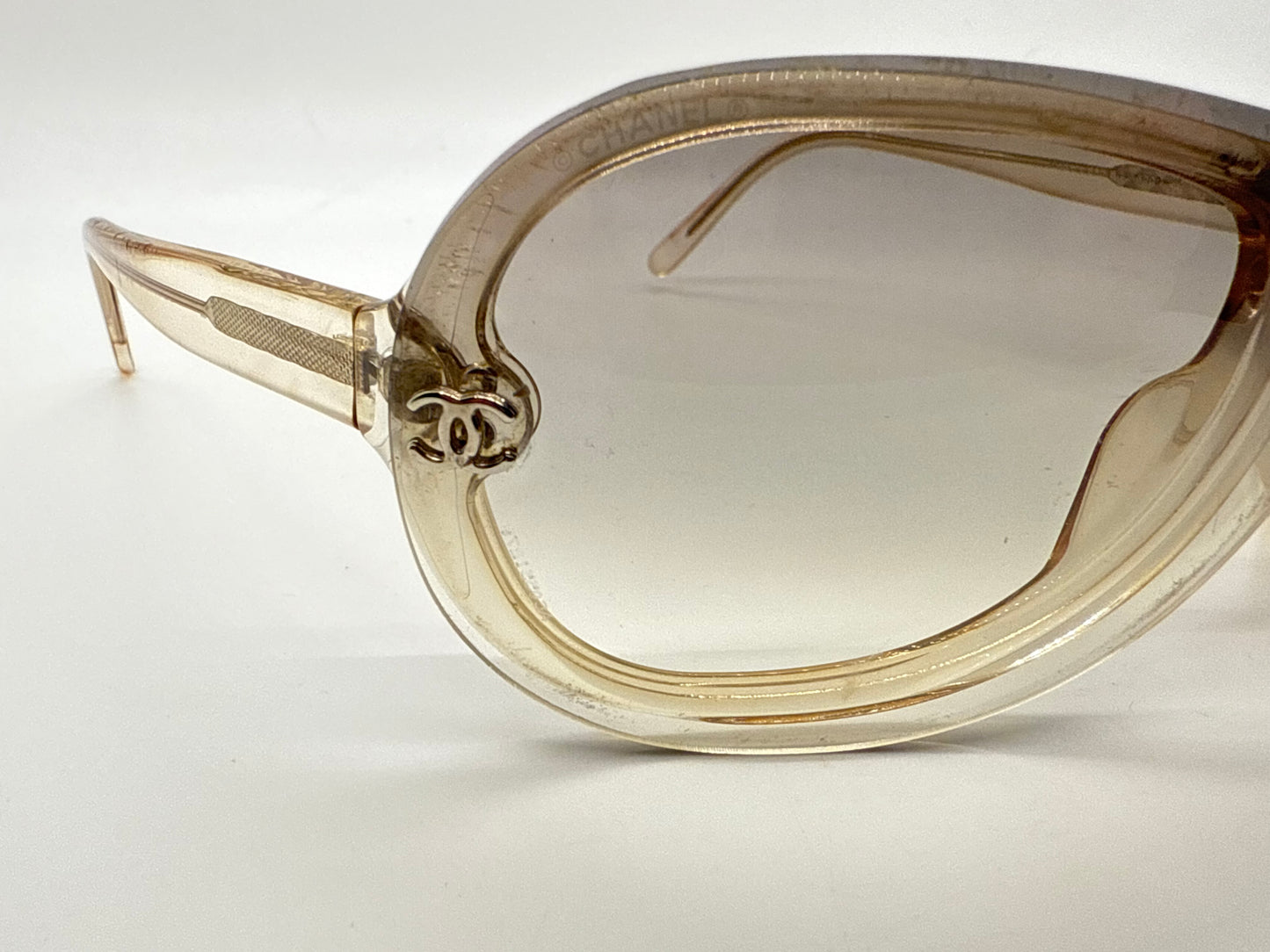 Chanel 5066 c.866/8G Sunglasses – Vintage Y2K Shield Wrap Gradient Brown Italy