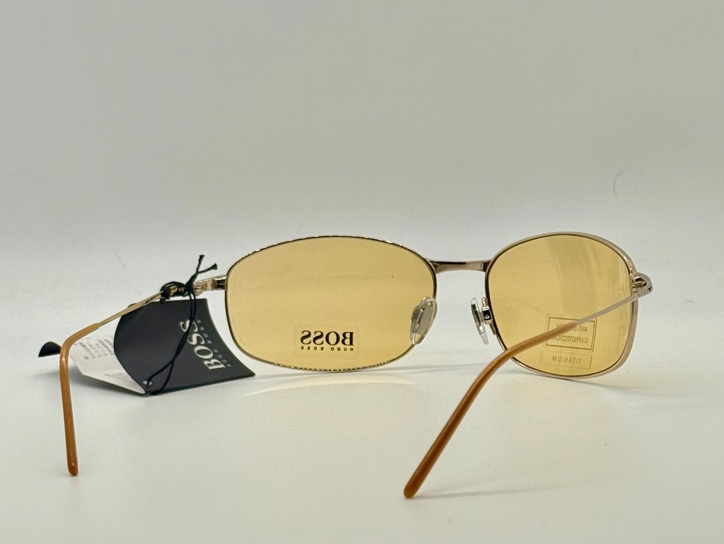 Hugo Boss Hb5774 Titanium Aviator Sunglasses Amber Lens Deadstock Japan
