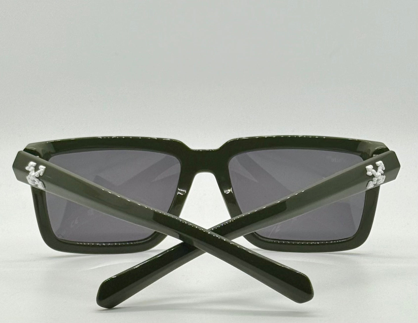 Off-White™ OE RI067 5707 GREEN Sunglasses-Rare Colorway-New/Unworn-Full Kit-59mm
