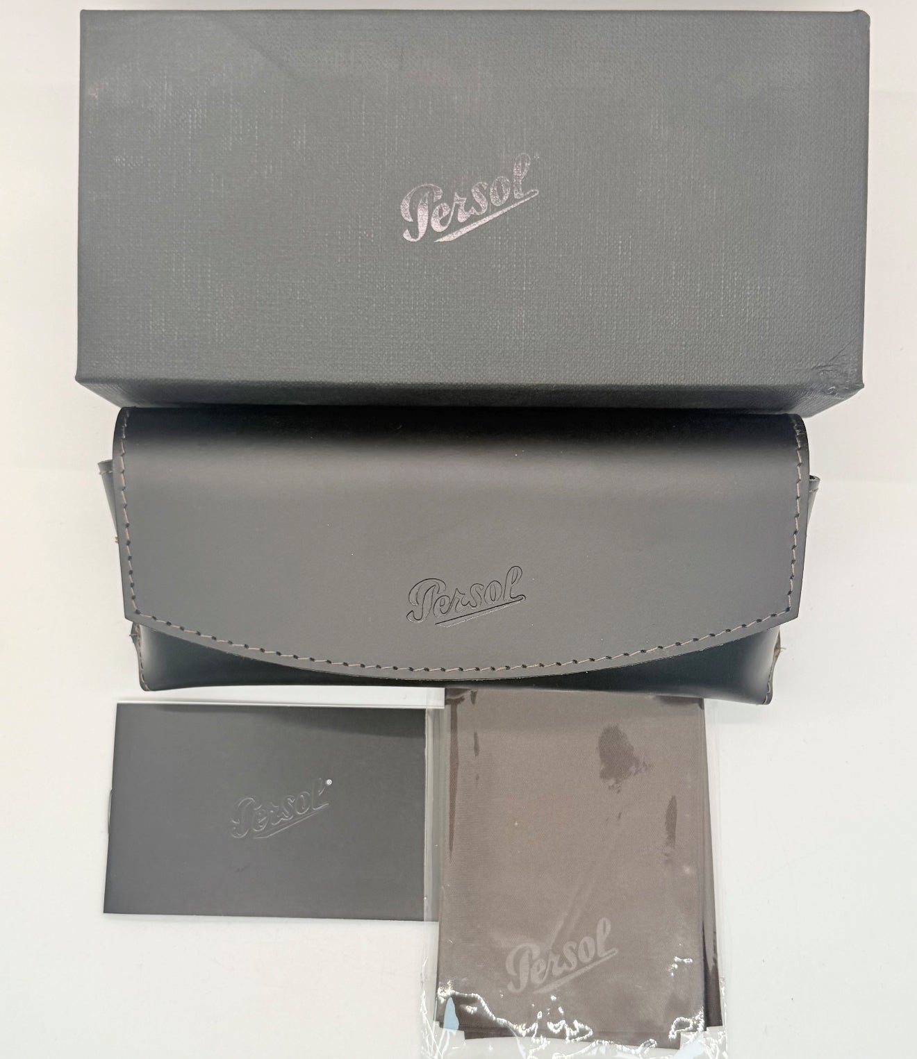 PERSOL 2101-S 57 19 523/31 135-Vintage Sunglasses with green lenses-DEADSTOCK - FULL KIT