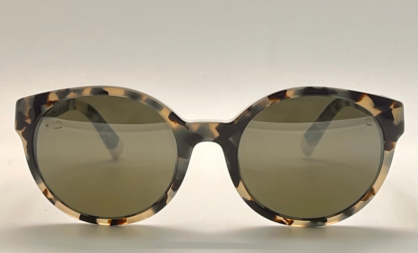 NOS Etnia Barcelona “Wild Love in Africa” Africa 01 HVWH Sunglasses - Full Kit