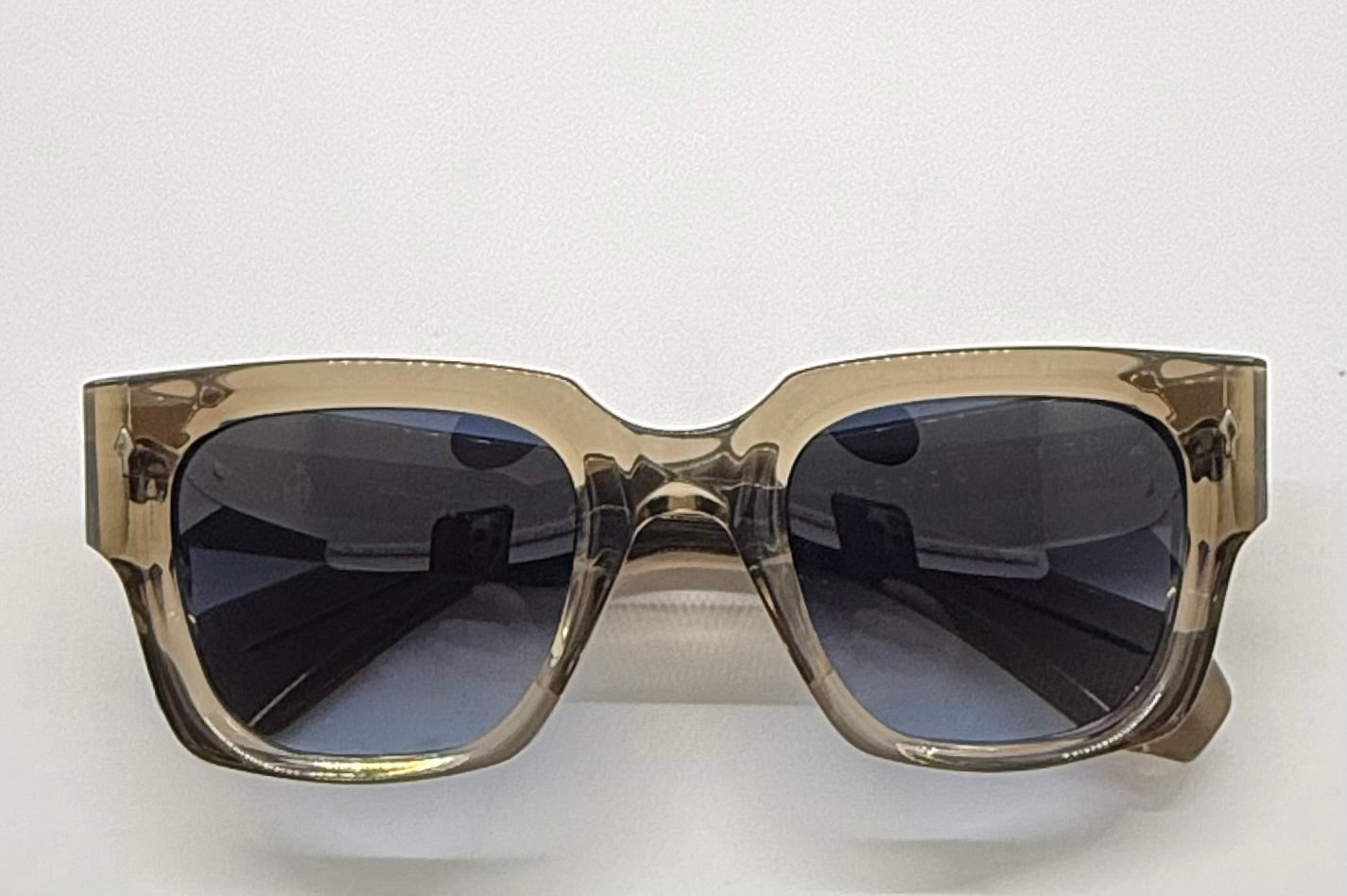 Jacques Marie Mage ENZO in TAUPE-Ltd. of 400 pieces-Collectors Condition-Full Kit + Extra Lenses