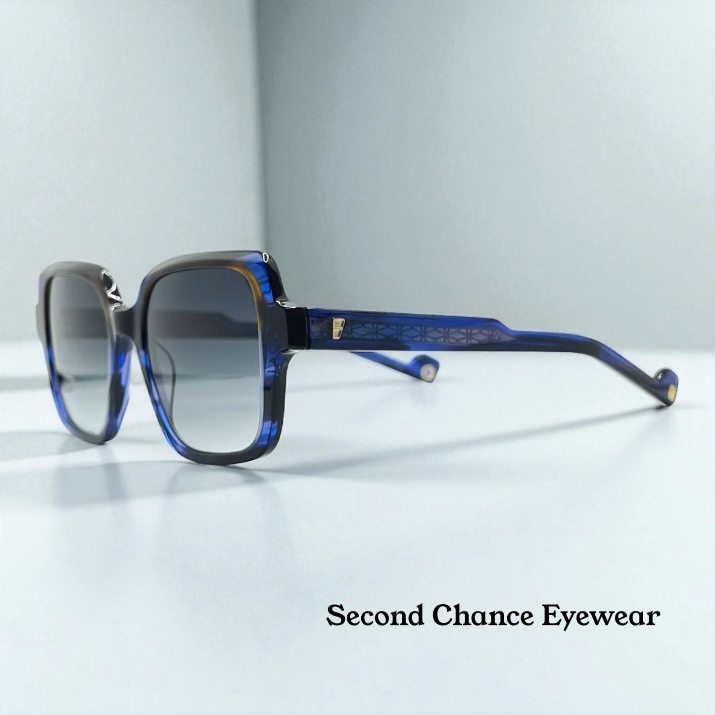 Entourage of 7 “Ravenna” Blue Havana Gradient 51mm Sunglasses-Made in Japan-New/Unworn -Full Kit