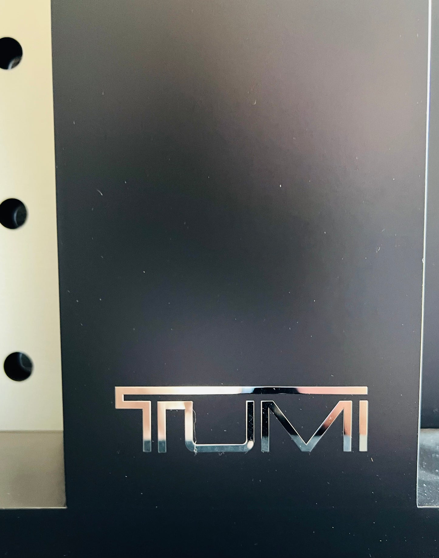 Tumi Counter Top Display. Brand New 4 Unit Display & 4 Unit Side Storage. NEW
