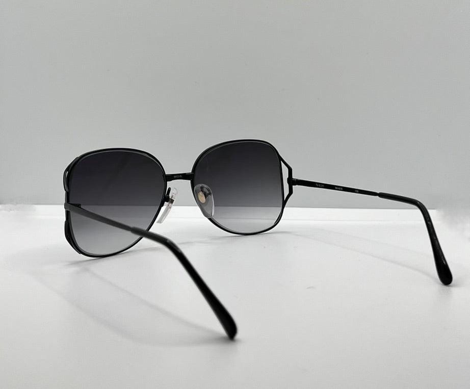 Nikon Nk4608 Vintage Sunglasses – Made In Japan – Gradient Lenses – Deadstock