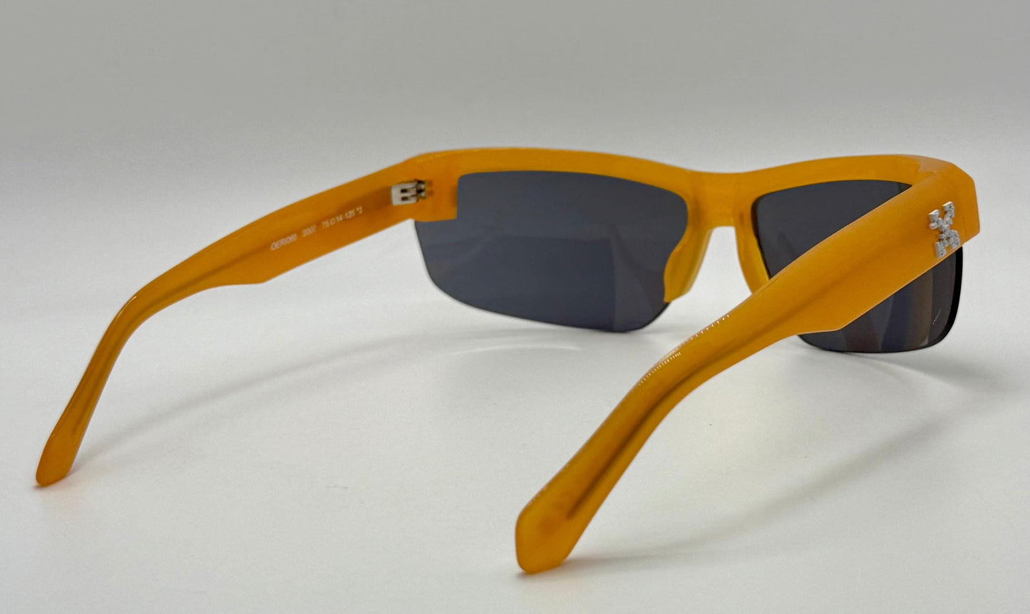 Vintage Off-White Oeri068 2007 75 Sunglasses-Deadstock-Made In Italy