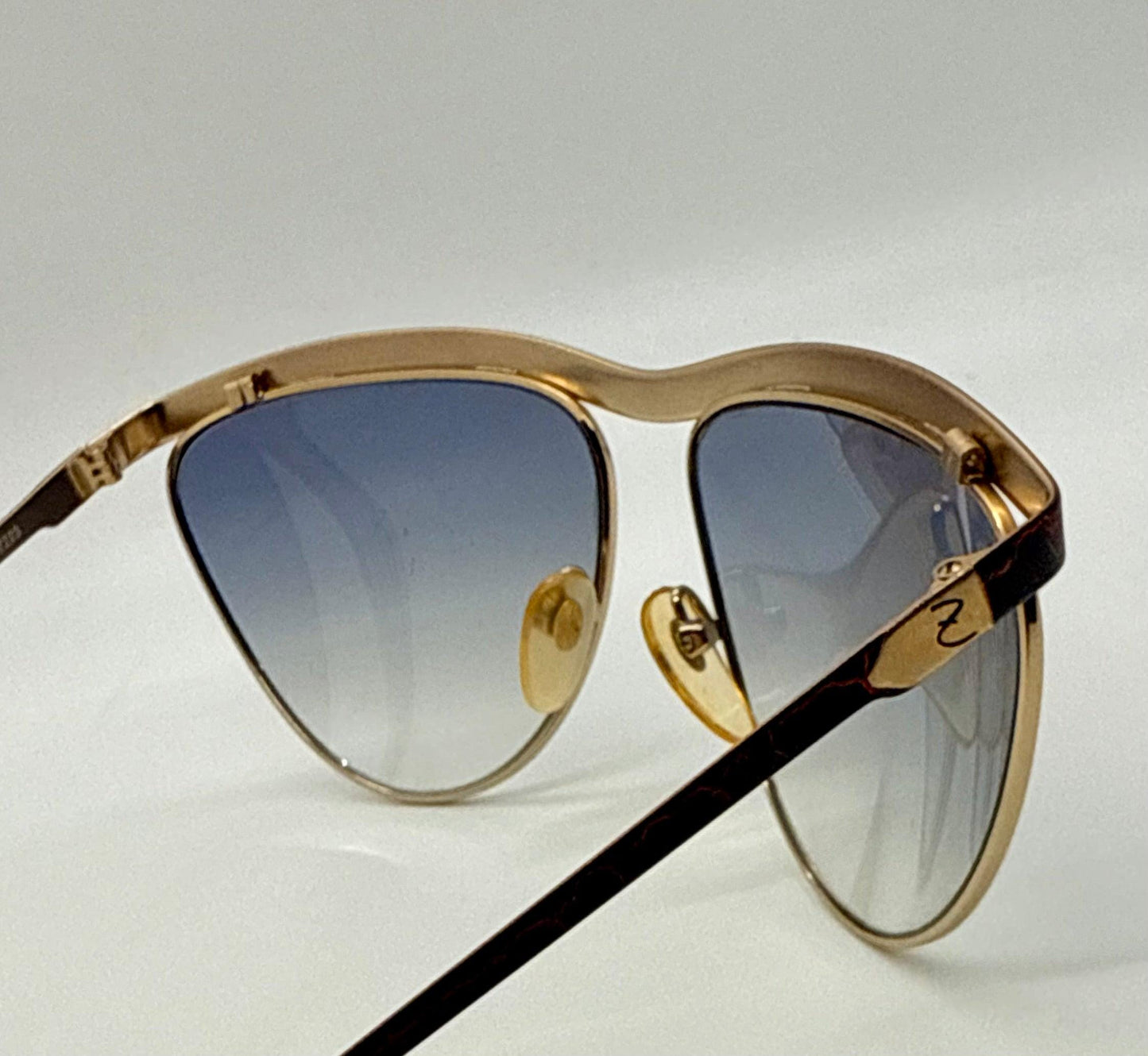 Zagato 6100 Italian Aviator Vintage Sunglasses-Gold Crackle Enamel-Deadstock 80s