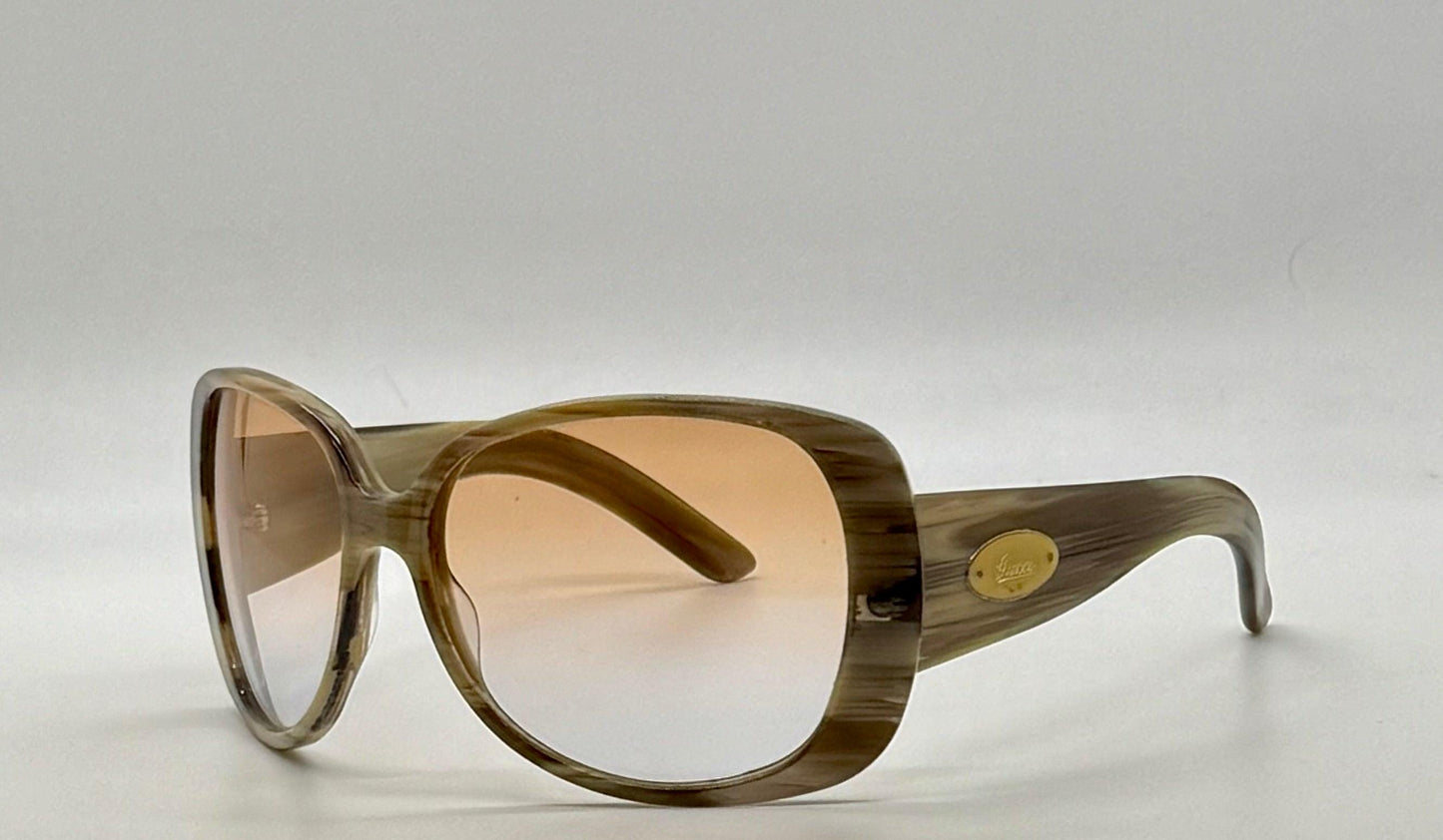 Gucci Gg 2932|S Vintage Sunglasses – Horn Effect With Gold Logo Plaque (60-15-125)