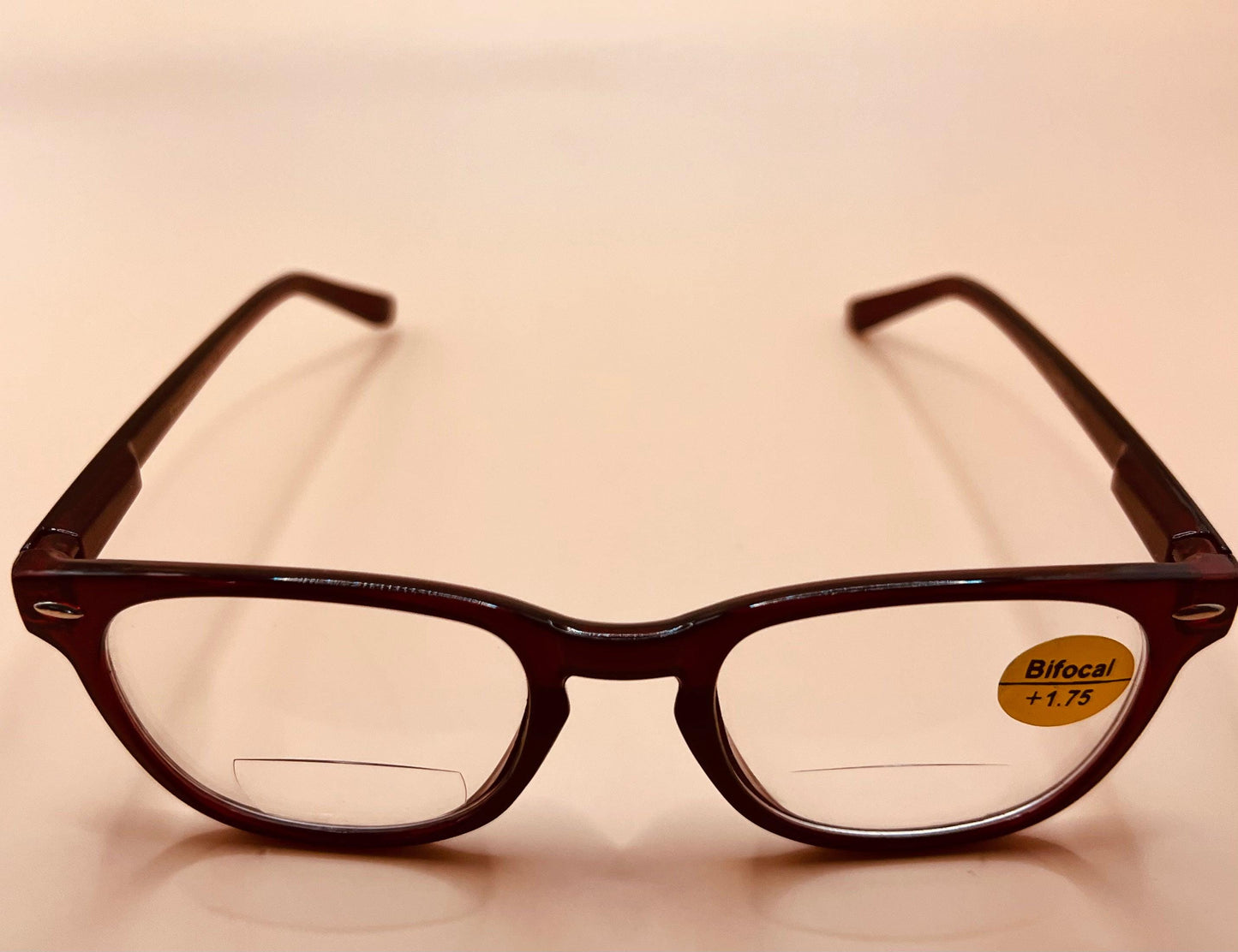 Blended Bi-Focal Reading Lens For Discreet Look